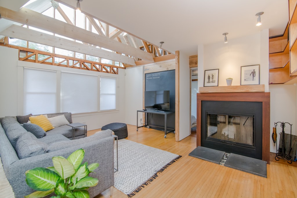 After — Annual contract on a townhouse solarium, Villamartín