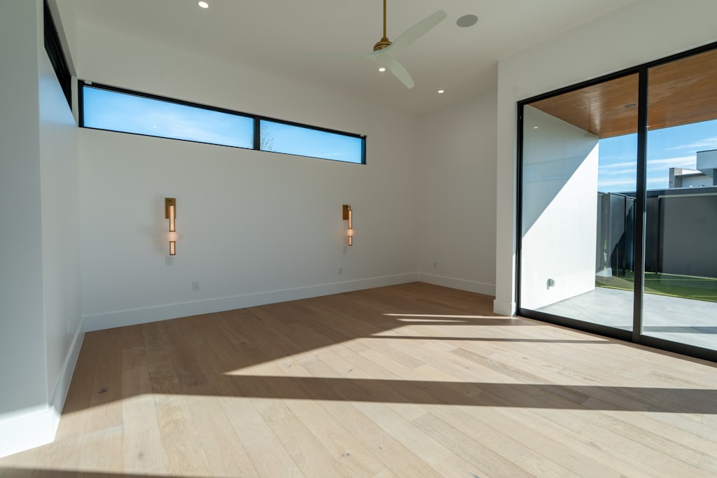 After — Rising damp and salts in a ground-floor apartment, Coastal urbanisations, Guardamar del Segura