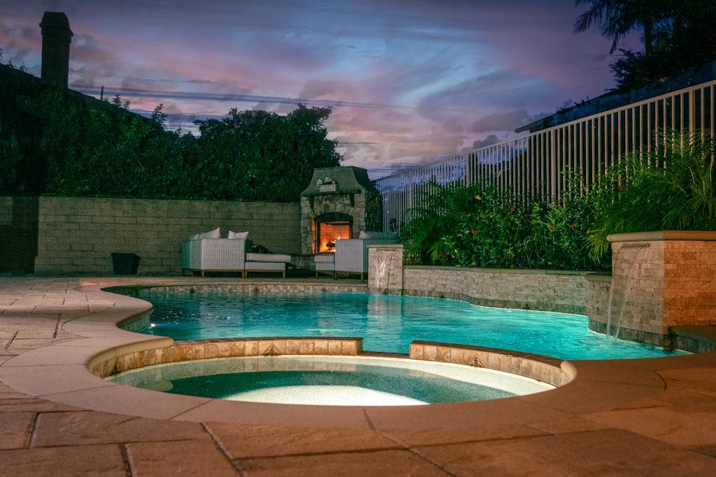 Después — Piscina de urbanización con fugas, Orihuela Costa